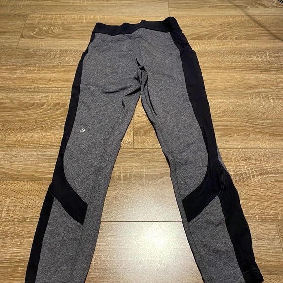 Lululemon Box It Out Tight - Picture 2 of 3